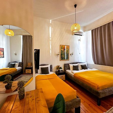 The Only One Apartments Ниш Экстерьер фото